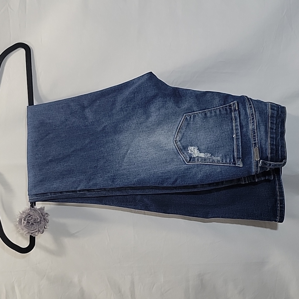 KanCan denim jeans Ladies 5  26 distressed